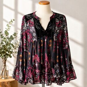 Knox Rose Boho Bell Sleeve Blouse Medallion Print Empire Waist Black XS